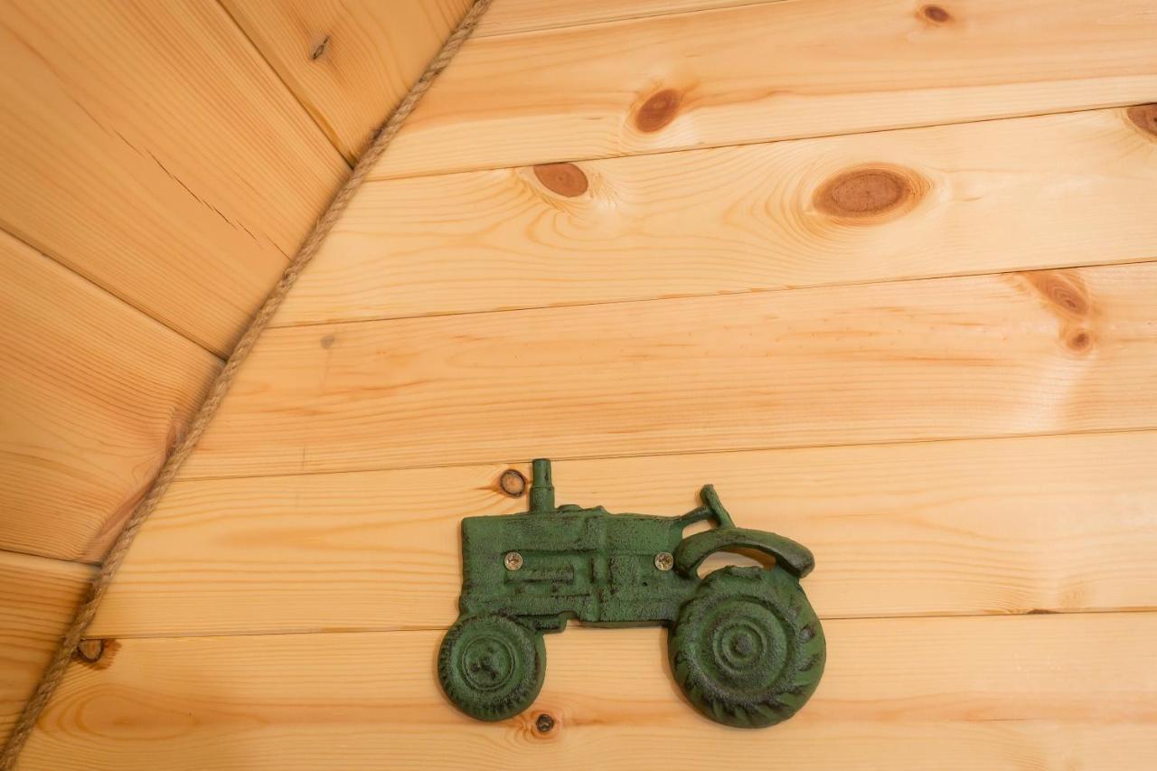 הוילה Kilbane Luxury Two-Bed Glamping Pod In County Clare 2 מראה חיצוני תמונה